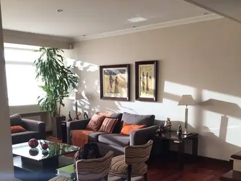 Departamento 4 ambientes con 4 baños