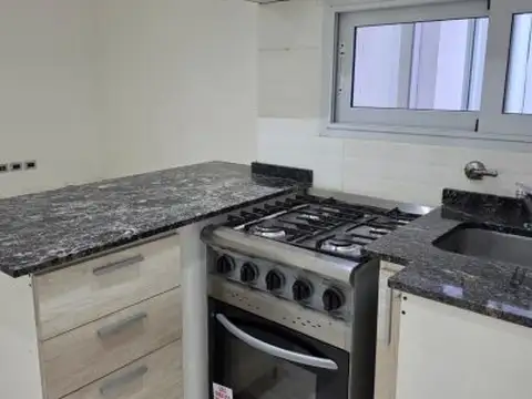 Depto Tipo Casa en Alquiler de 1 dormitorio
