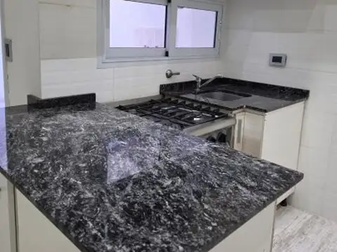 Depto Tipo Casa en Alquiler de 2 ambientes