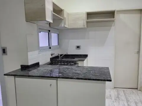 PH DE 2 AMBIENTES CON PATIO – VILLA LURO