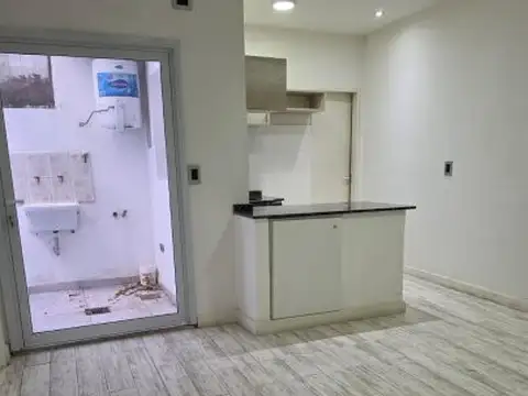 Depto Tipo Casa 2 ambientes con 1 baño