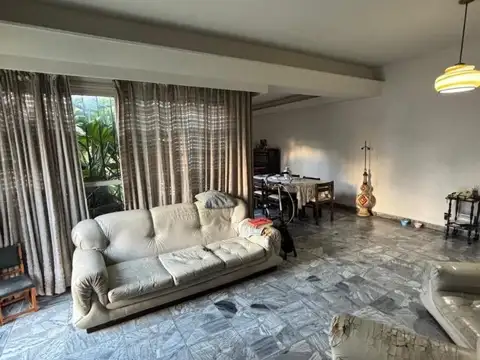 Fernando de Toro 498