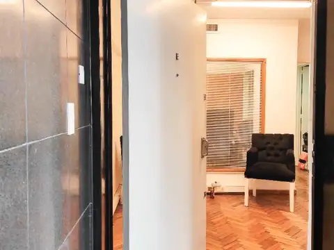 Oficina Monoambiente con 2 baños