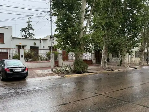 VENTA CASA IDEAL COMERCIO BANDERA DE LOS ANDES