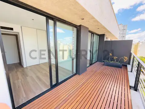 Departamento de categoria dos dormitorios en venta en La Plata