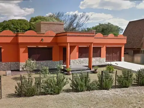 Venta Casa sobre 2 lotes Mar Chiquita