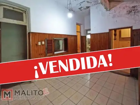 Venta PH Lateral 3 Ambientes con Terraza en Mataderos