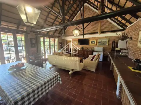 Casa en Alquiler de 4 dormitorios