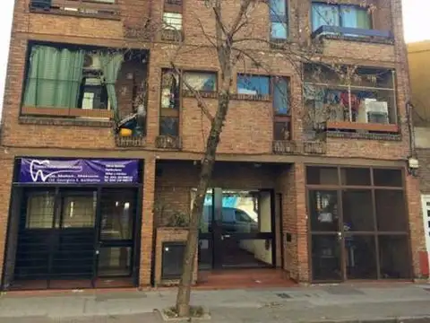 DPTO EN ALQUILER  2 DORMITORIOS BALCON AL FRENTE  EDIFICIO DE ESCALERA 