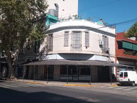 Avenida Álvarez Jonte 2400, Piso pb