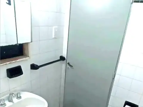 70 E/ 116 Y 117 , Piso PB