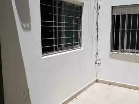 70 E/ 116 Y 117 , Piso PB