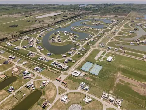 Terreno en Countries/B.Cerrado (Berazategui)