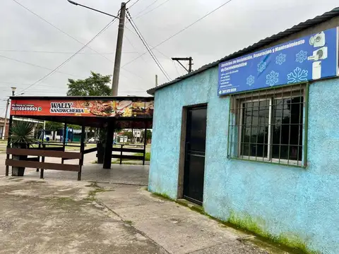 Casa 5 ambientes con 4 baños