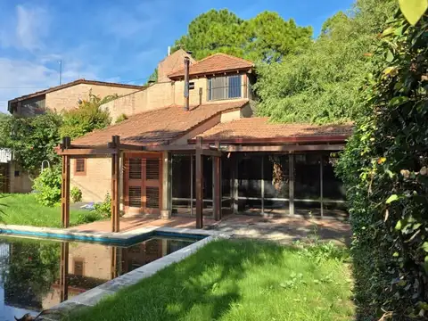 Casa en Venta B° Jardín Espinosa