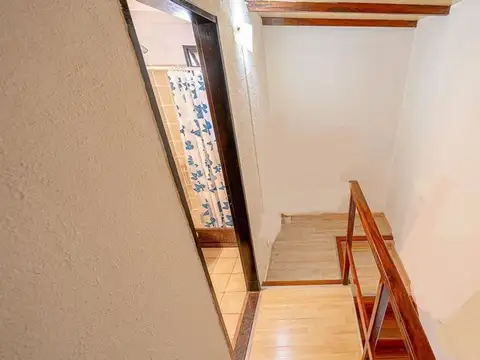 Depto Tipo Casa en Venta 35 años