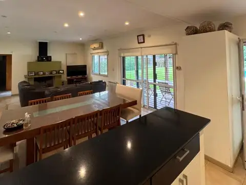 Casa en venta en calle 25 entre 425 y 426, Villa Elisa