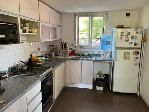 Casa 3 ambientes con 2 baños