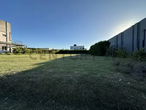 Terreno en Venta de 697,0 m2