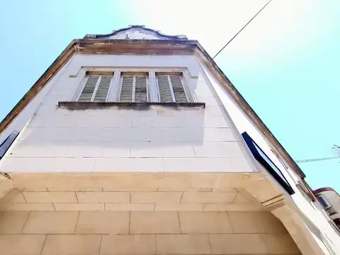 VENTA CASA 5 AMB CABALLITO COCHERA TERRAZA PATIO