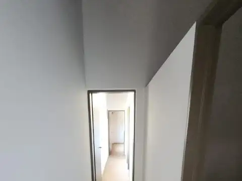GALPON CON OFICINAS EN 4TA SECCION DE MENDOZA