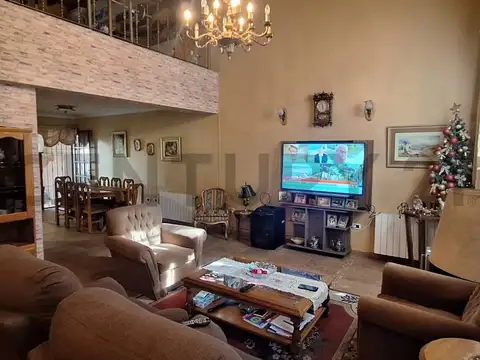 Casa en Venta en Godoy Cruz, USD 173.000