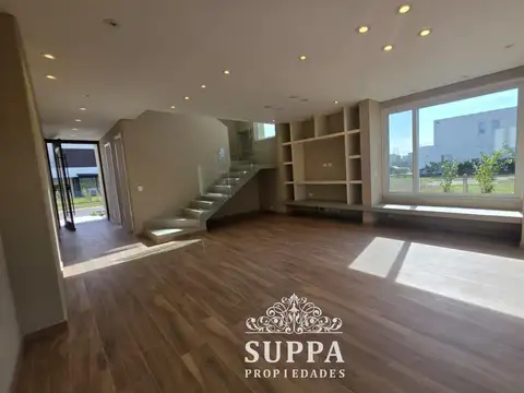 Casa en Venta de 5 dormitorios