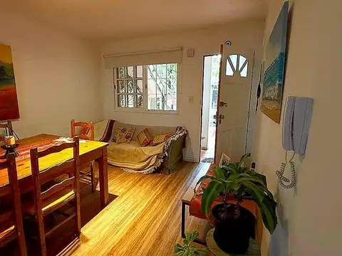 Venta, Casa, 3 ambientes, Patio, Jardín, Parrilla, Pileta, Barrio Cerrado, San Fernando.