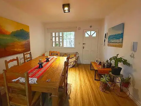 Depto Tipo Casa en Venta de 3 ambientes