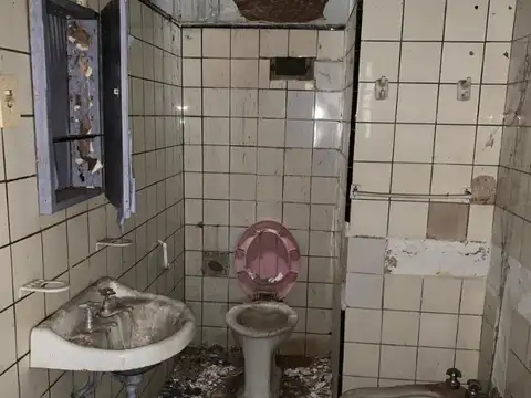 Depto Tipo Casa en Venta 50 años