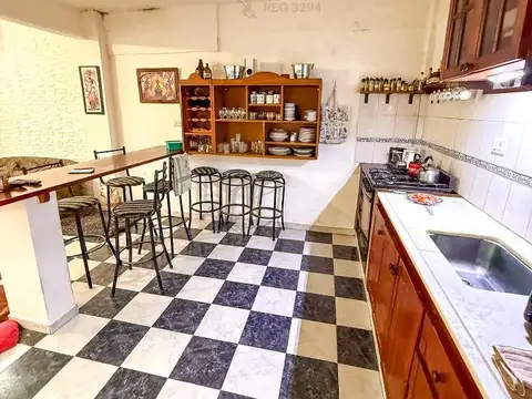 Depto Tipo Casa 4 ambientes con 2 baños