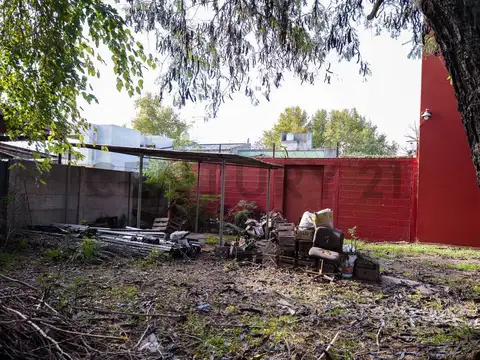 Terreno en Venta en Los Hornos, USD 250.000
