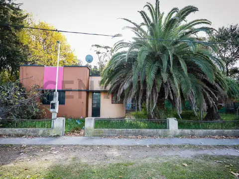 Terreno en Venta en Los Hornos, USD 250.000