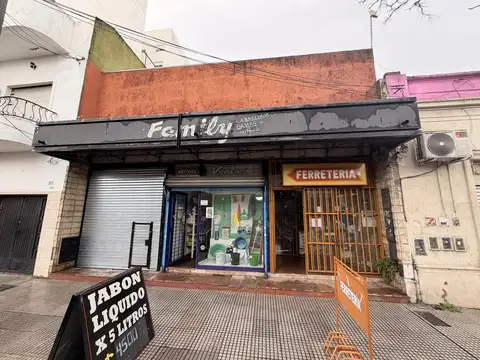 Local en Venta- Centro de Chilavert -27 mts2-Oportunidad!