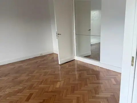 Departamento en Venta de 4 dormitorios