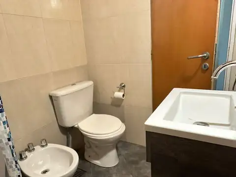 Depto Tipo Casa en Venta con 1 cocheras