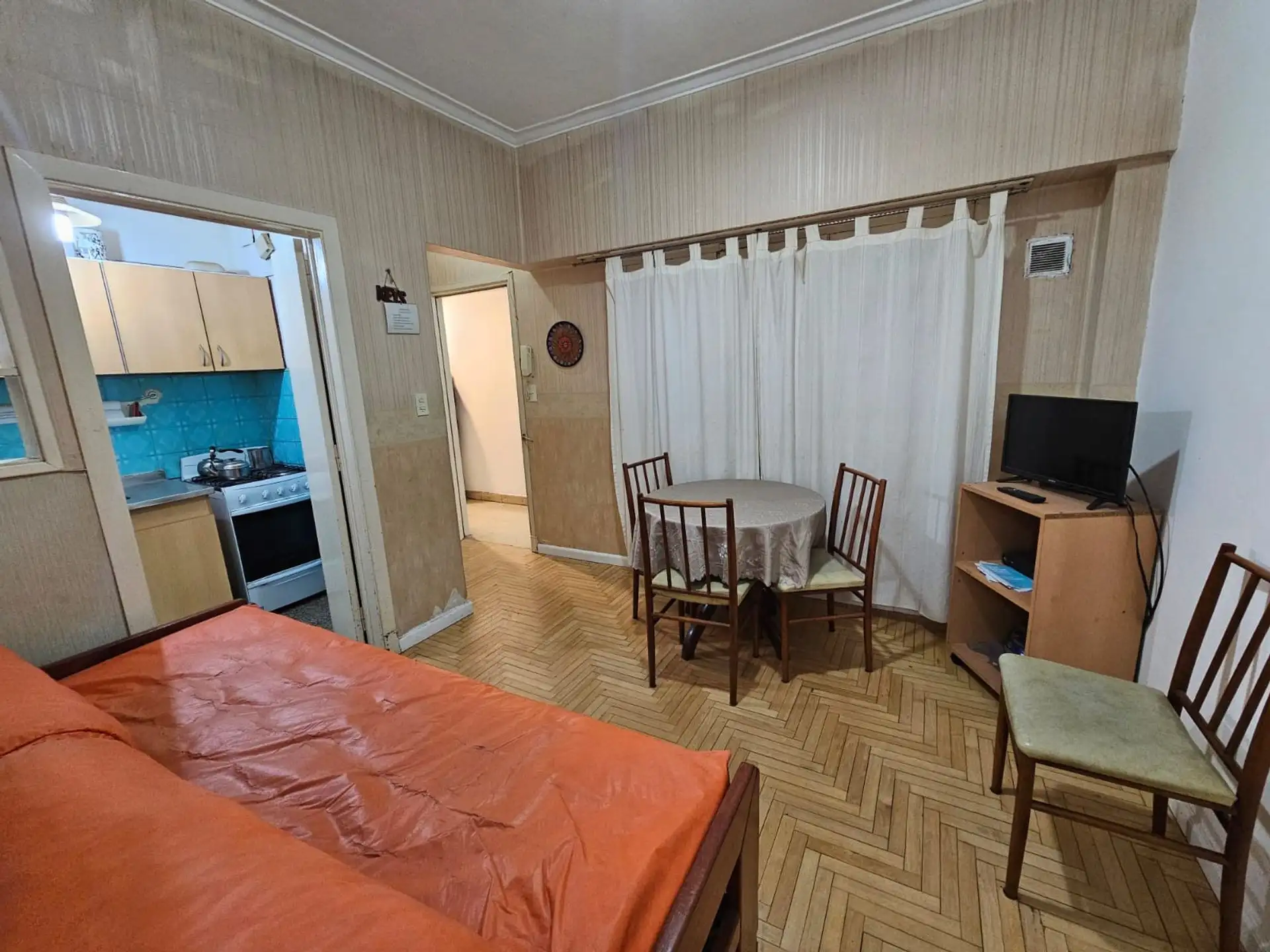 Venta Depto 2 amb Pza Colon cochera apto credito