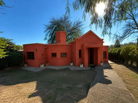 Venta casa villa allende condor alto 3 dorm