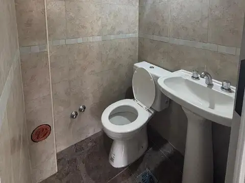 Depto Tipo Casa en Venta 40 años