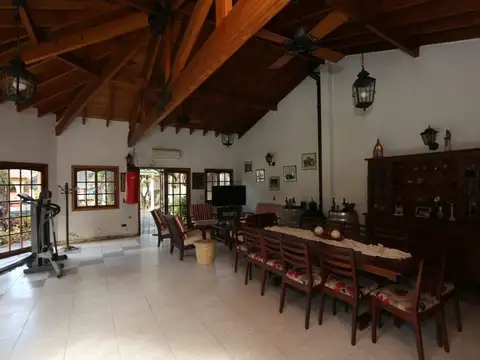 Luis Méndez Calzada 2800