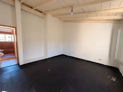 Depto Tipo Casa en Alquiler en Munro, $ 700.000