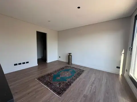 Departamento 4 ambientes con 3 baños