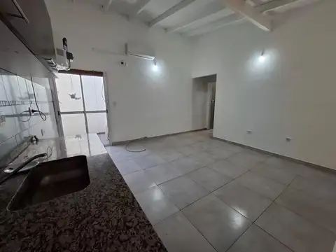 Talcahuano 983 , Piso PB
