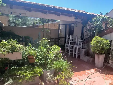 Depto Tipo Casa en Venta en Colegiales, USD 370.000