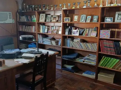 Departamento 7 ambientes con 2 baños