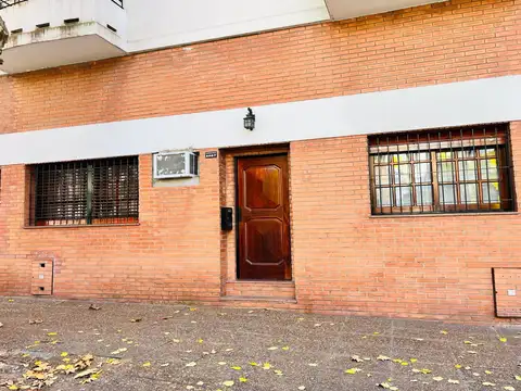 Depto Tipo Casa 4 ambientes con 3 baños