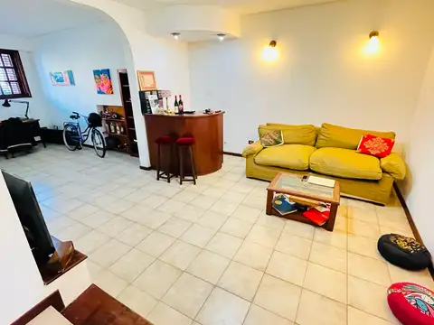 Depto Tipo Casa en Venta 60 años