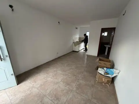 Departamento en Alquiler en Villa Bosch, $ 380.000
