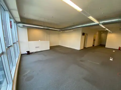 Oficina en Alquiler al Sur