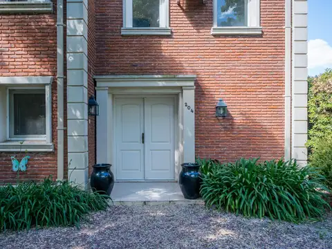 Casa en Venta en Pilar del Este - Los Jazmines, USD 235.000